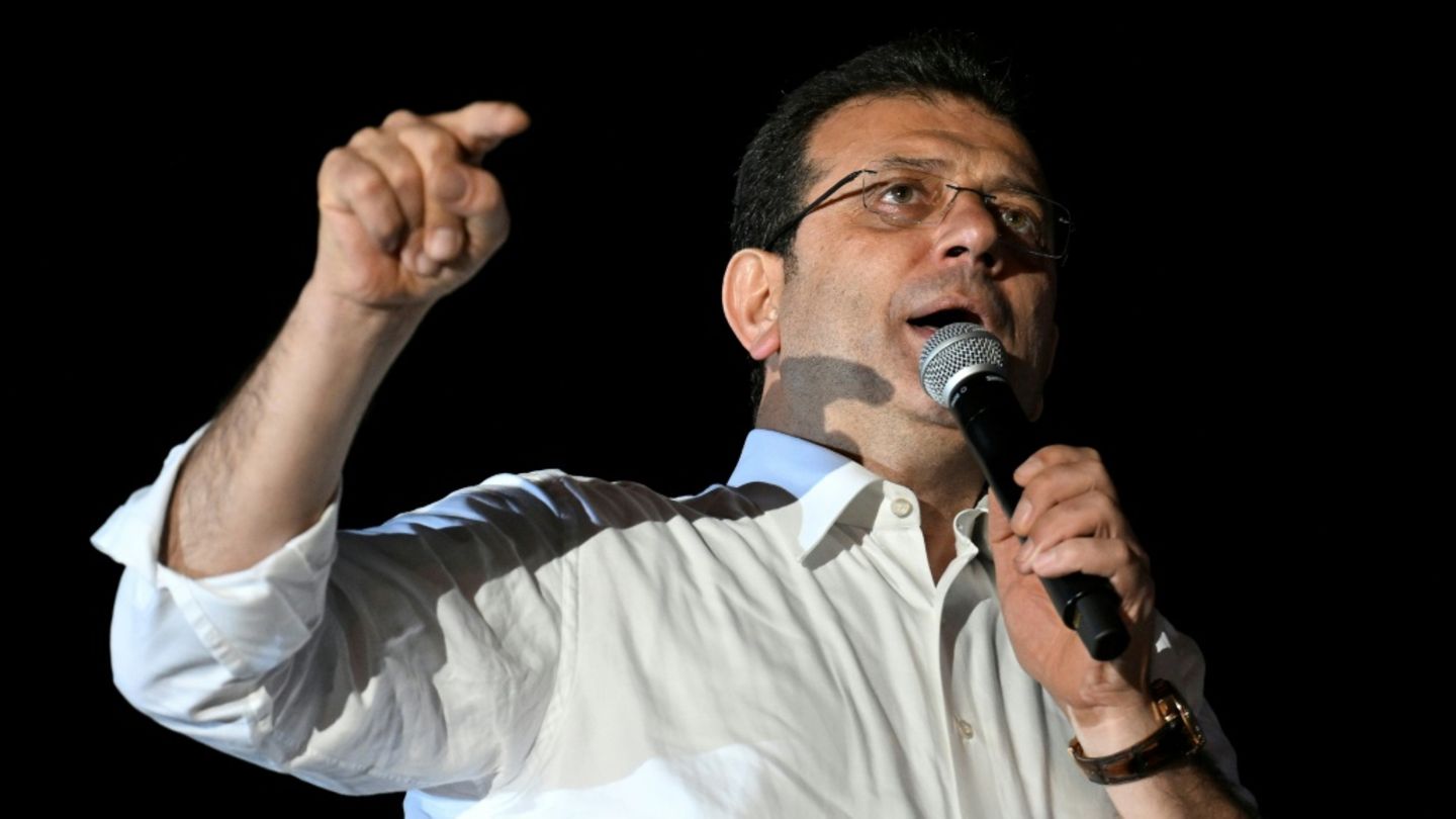 Prozess gegen Istanbuler Bürgermeister Imamoglu wegen Vorwurfs der Urkundenfälschung