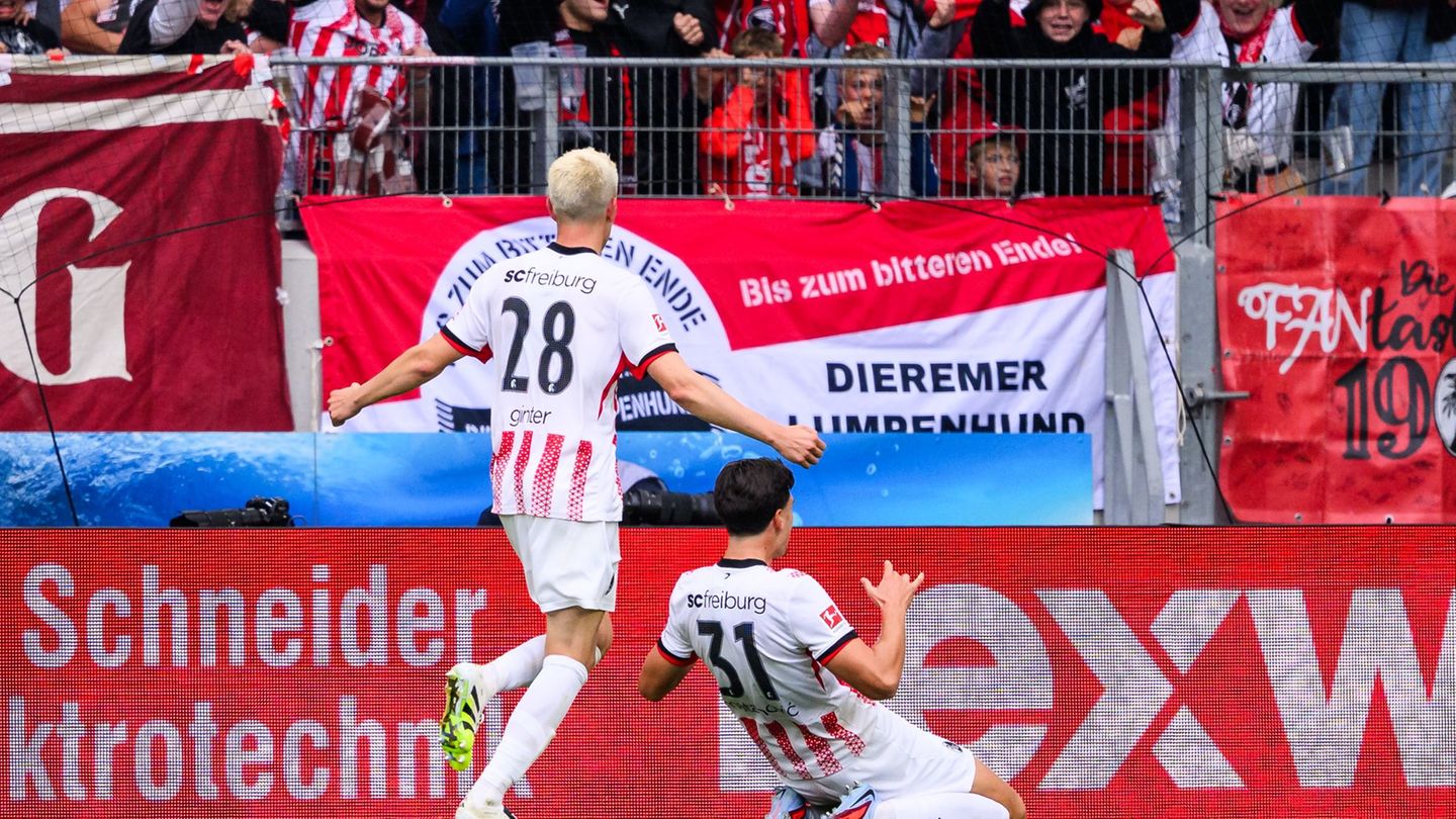 Fußball-Bundesliga: Dank Jokertoren: Freiburg dreht Partie nach VfB-Hackentor