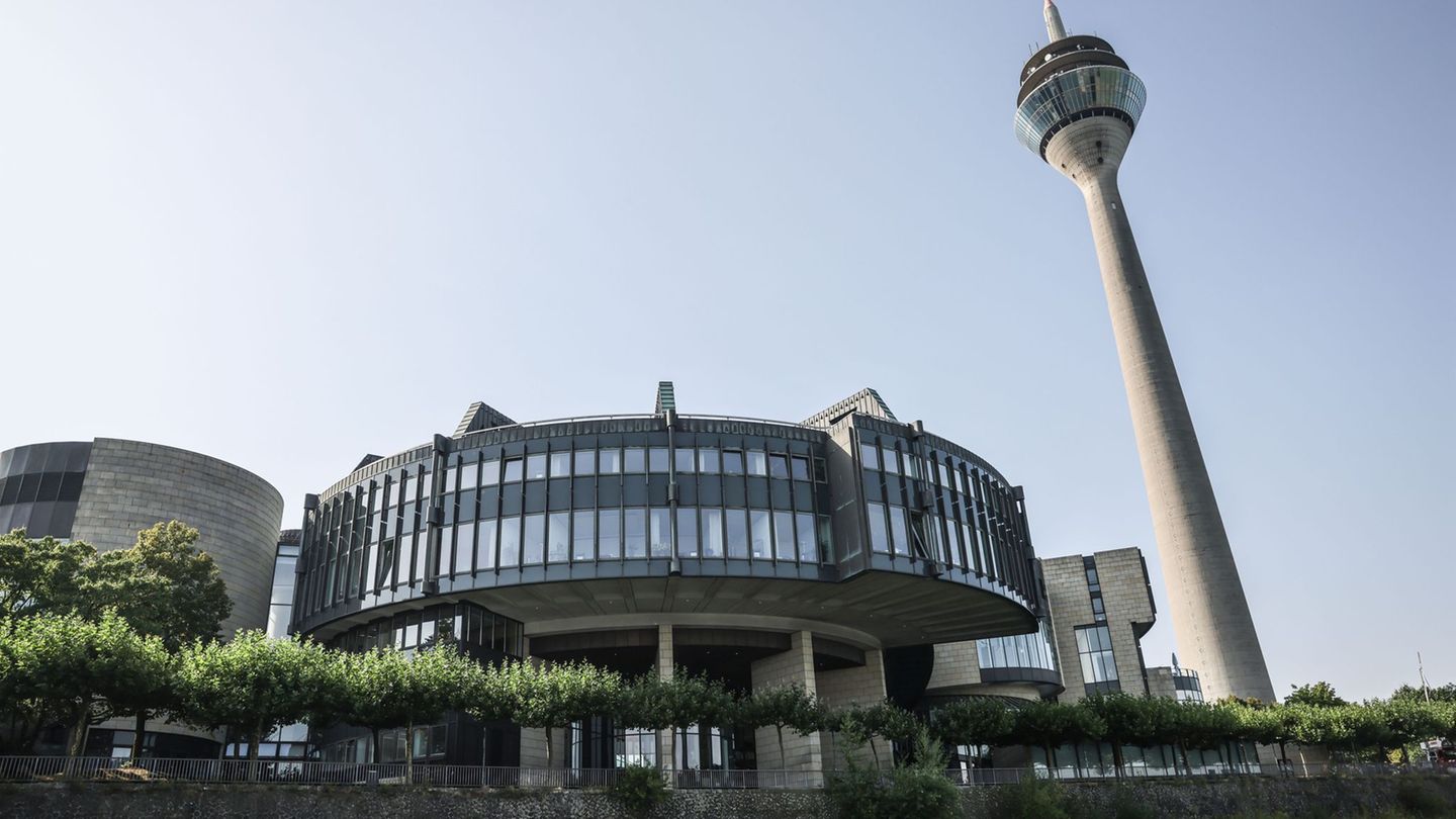 Bei „Parlamentsnacht“: Ehemaliger Astronaut und Rakete im Landtag
