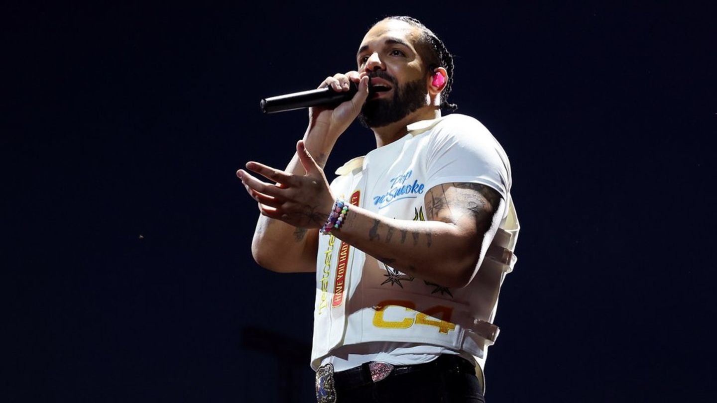 Rapstar Drake: In Chanel-Latzhose auf dem Oktoberfest