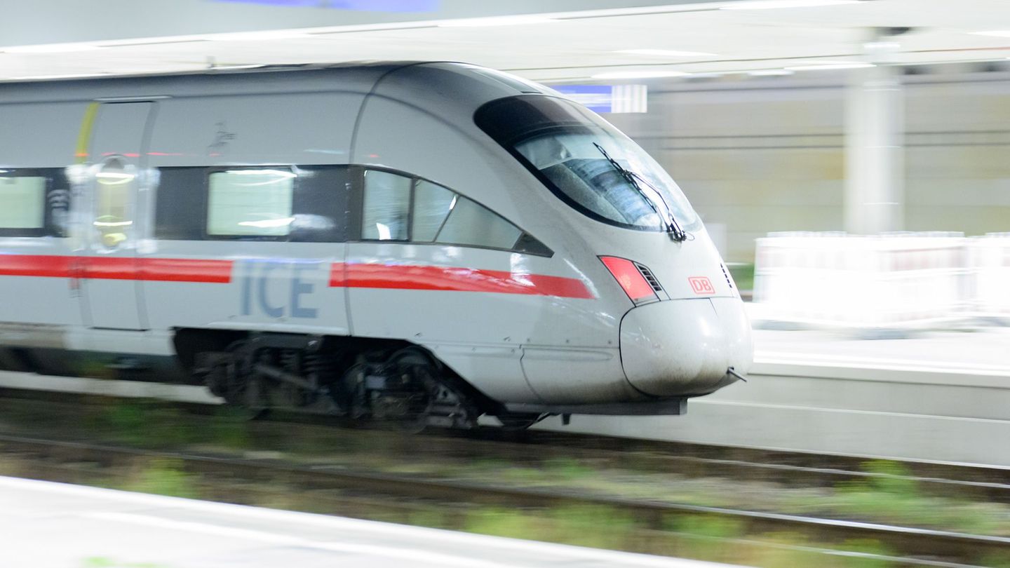 Verkehr: Brand in Stellwerk bei Magdeburg – Bahnverkehr gestört