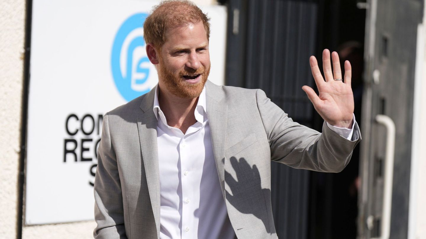 Britische Royals: Aussöhnung mit König Charles? Harry vermutet Sabotage