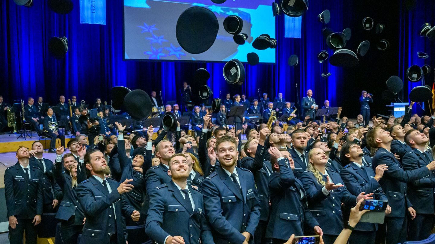 Studienabschluss: 205 neue Kommissare bei sächsischer Polizei