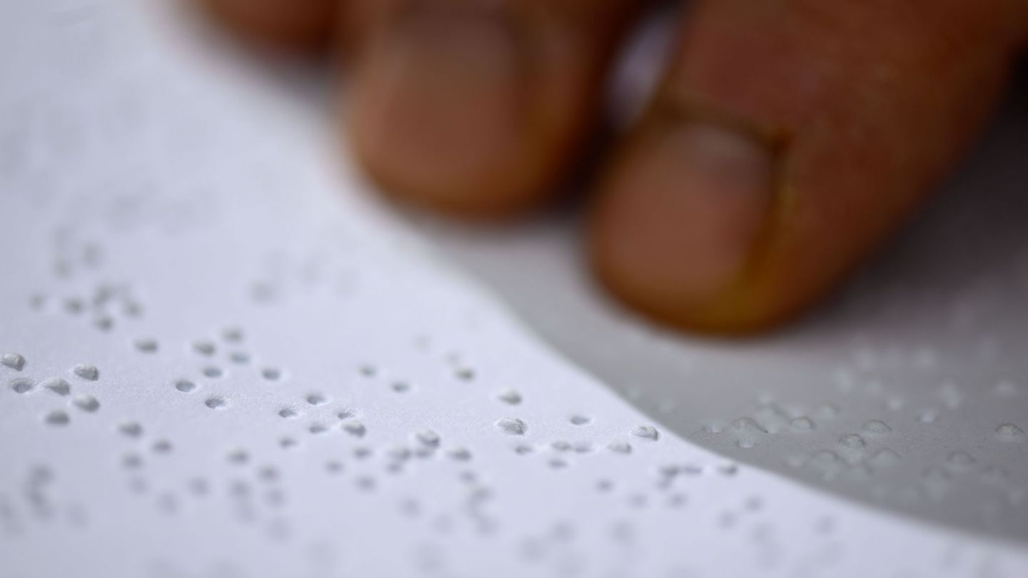 Gesellschaft: 200 Jahre Braille – KI macht Punktschrift noch vielseitiger