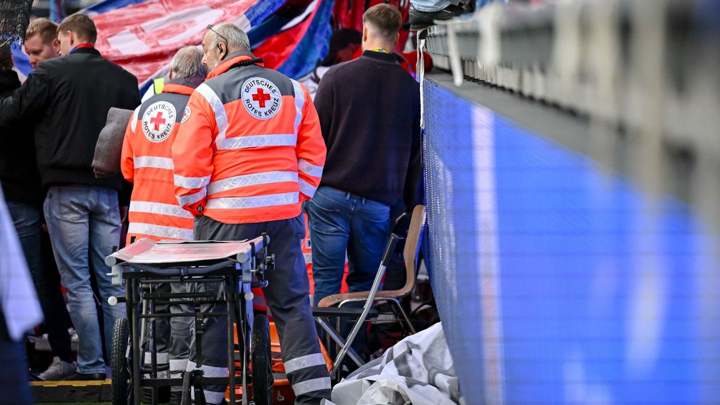 Fußball-Bundesliga: Medizinischer Notfall überschattet Heidenheimer Sieg