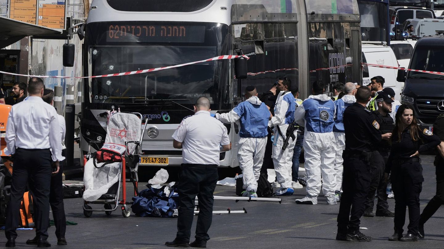 Mutmaßlicher Terrorangriff: Sechs Tote bei Schießerei in Jerusalem – eine Festnahme