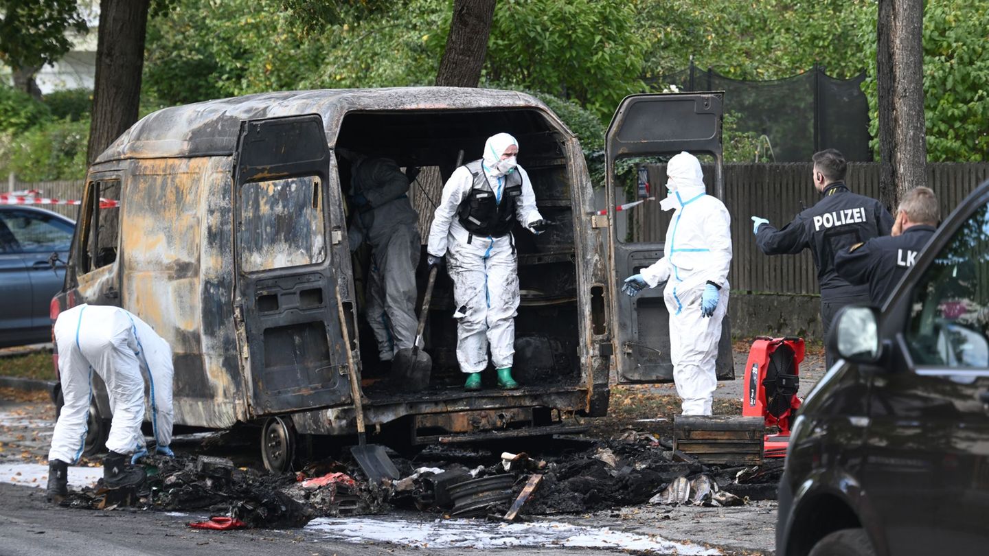 Großeinsatz in München: Feuerwehr: Retter bei Einsatz in Lebensgefahr
