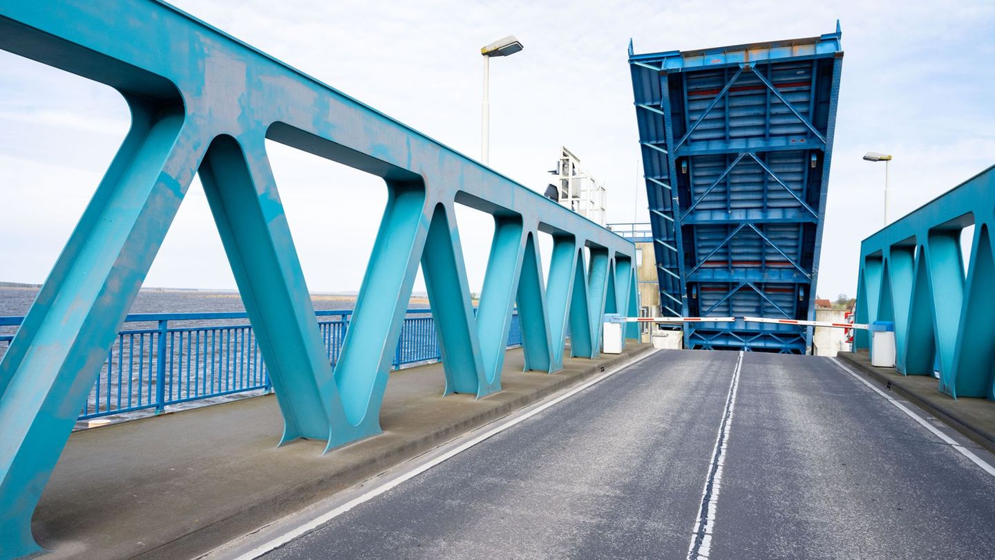 Verkehr: Arbeiten auf Zecheriner Brücke – Sperrungen ab Montag