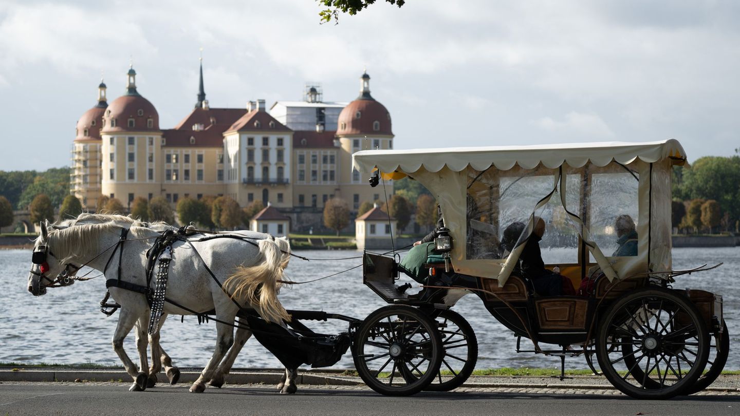 Tourismus: Ferien: Für kurzentschlossene Urlauber sind noch Betten frei