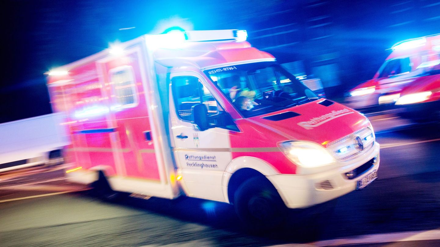 Unfall: Rotlicht missachtet – Rollerfahrer schwer verletzt in Speyer