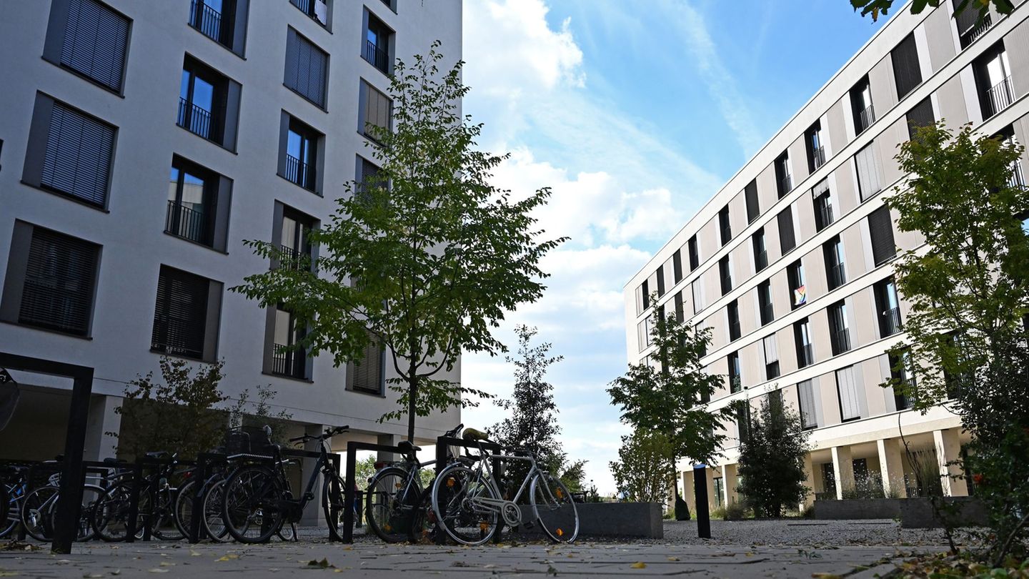 Wohnheimplätze gesucht: Zum Semesterbeginn noch Tausende Studierende ohne Zimmer