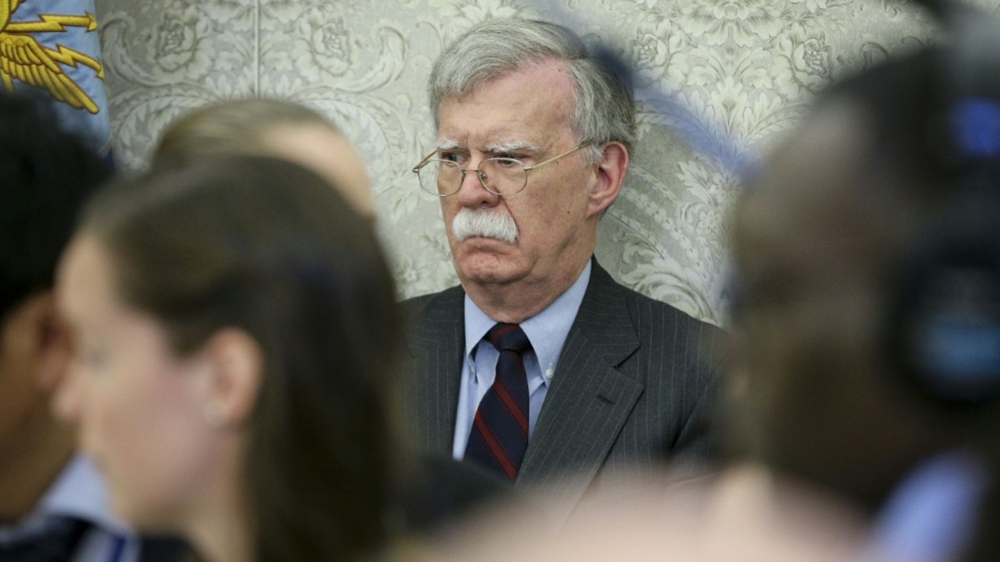 Trumps früherer Sicherheitsberater Bolton angeklagt