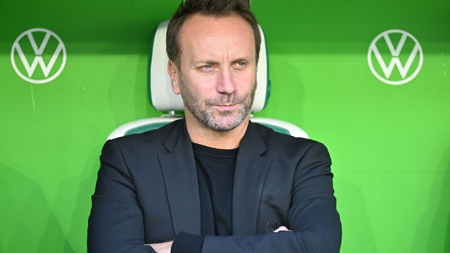 Wolfsburg in der Krise: Schindzielorz vermeidet Diskussion: „Kein Trainerthema“