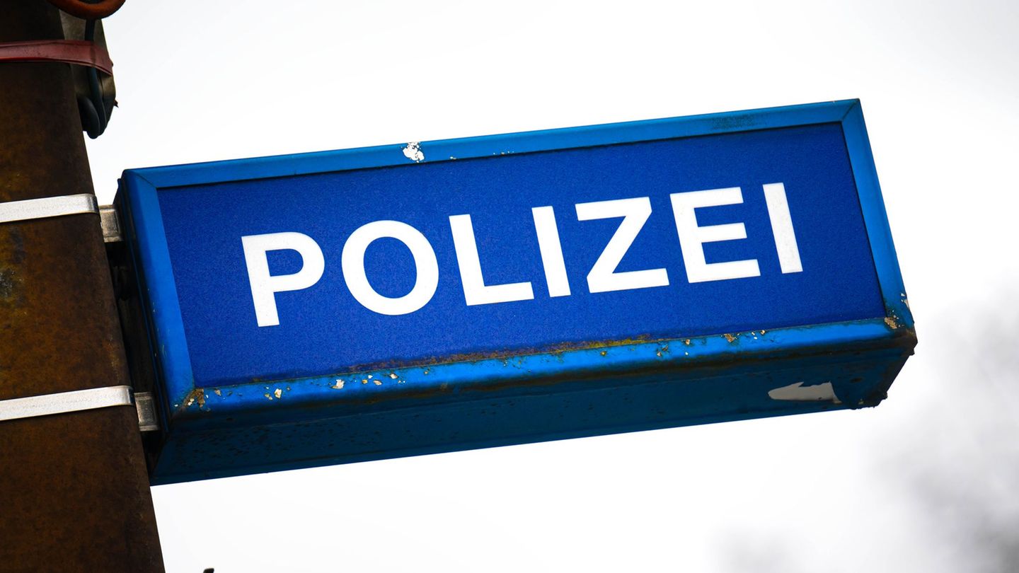Kriminalität: Kinder klauen Seniorin die Tasche – Polizei sucht nach ihnen