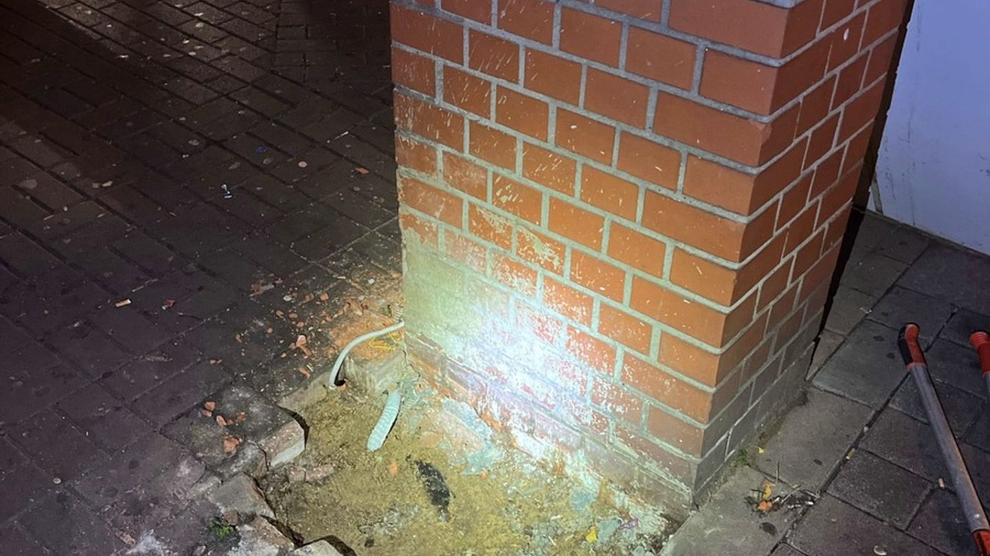 Kriminalität: Geldautomat in Duisburg gestohlen
