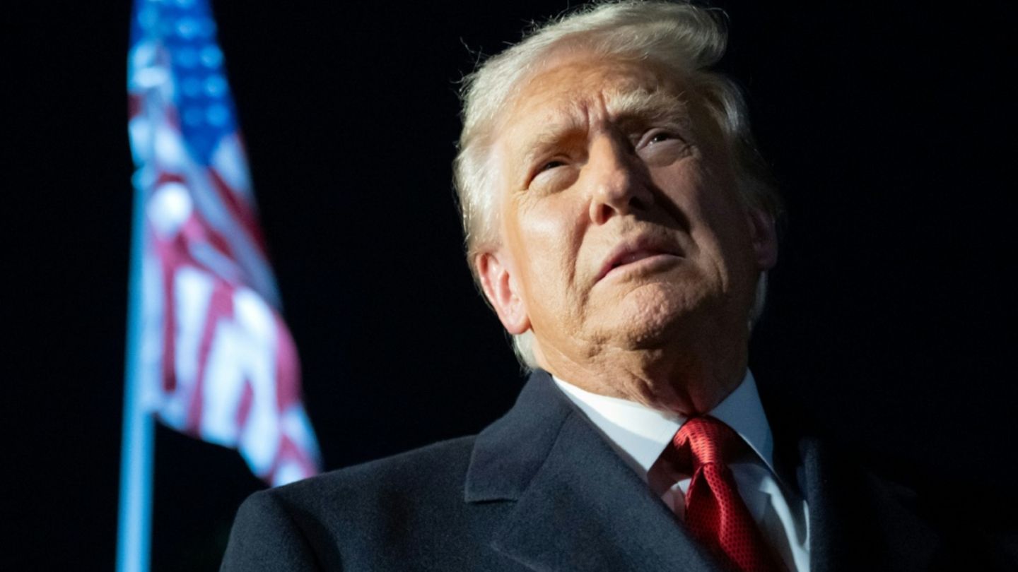 US-Präsident bricht auf zu Asien-Reise – Trump: Würde gerne Nordkoreas Machthaber Kim treffen