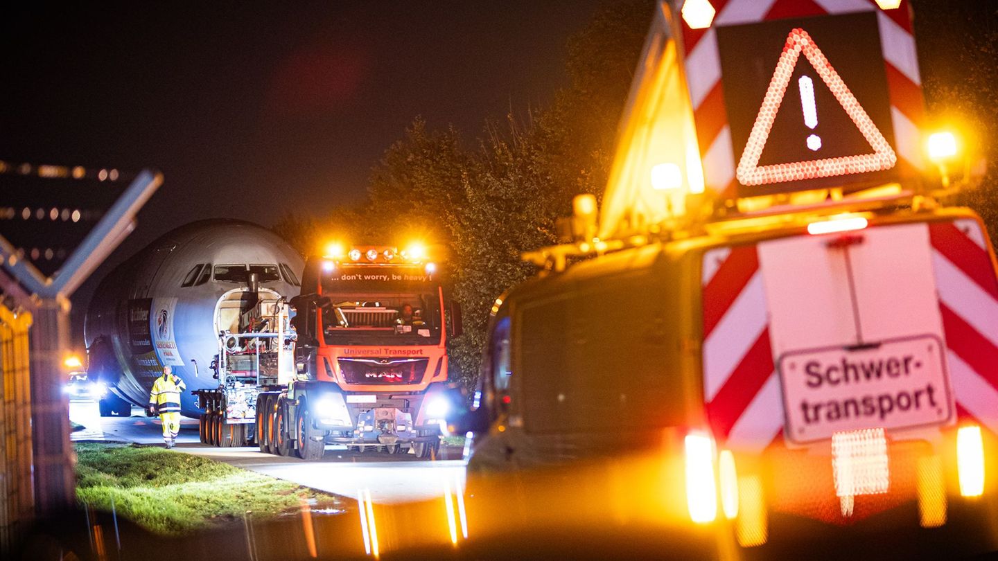 Spektakulärer Transport: Bundeswehr-Airbus wird zum Serengeti-Park gefahren