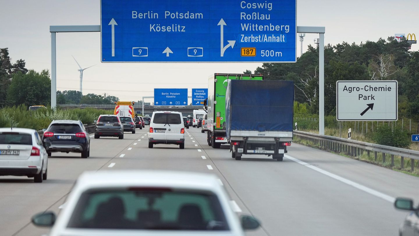 Verkehr: Sperrung A9 bei Köselitz in Fahrtrichtung München
