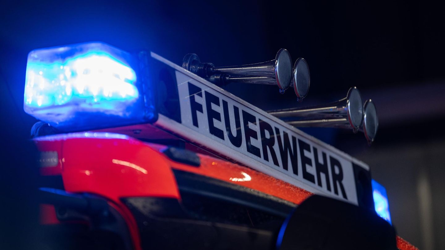 Verdacht auf Brandstiftung: Brand und Explosionen in Thüringer Wohnhaus – ein Mann schwer verletzt