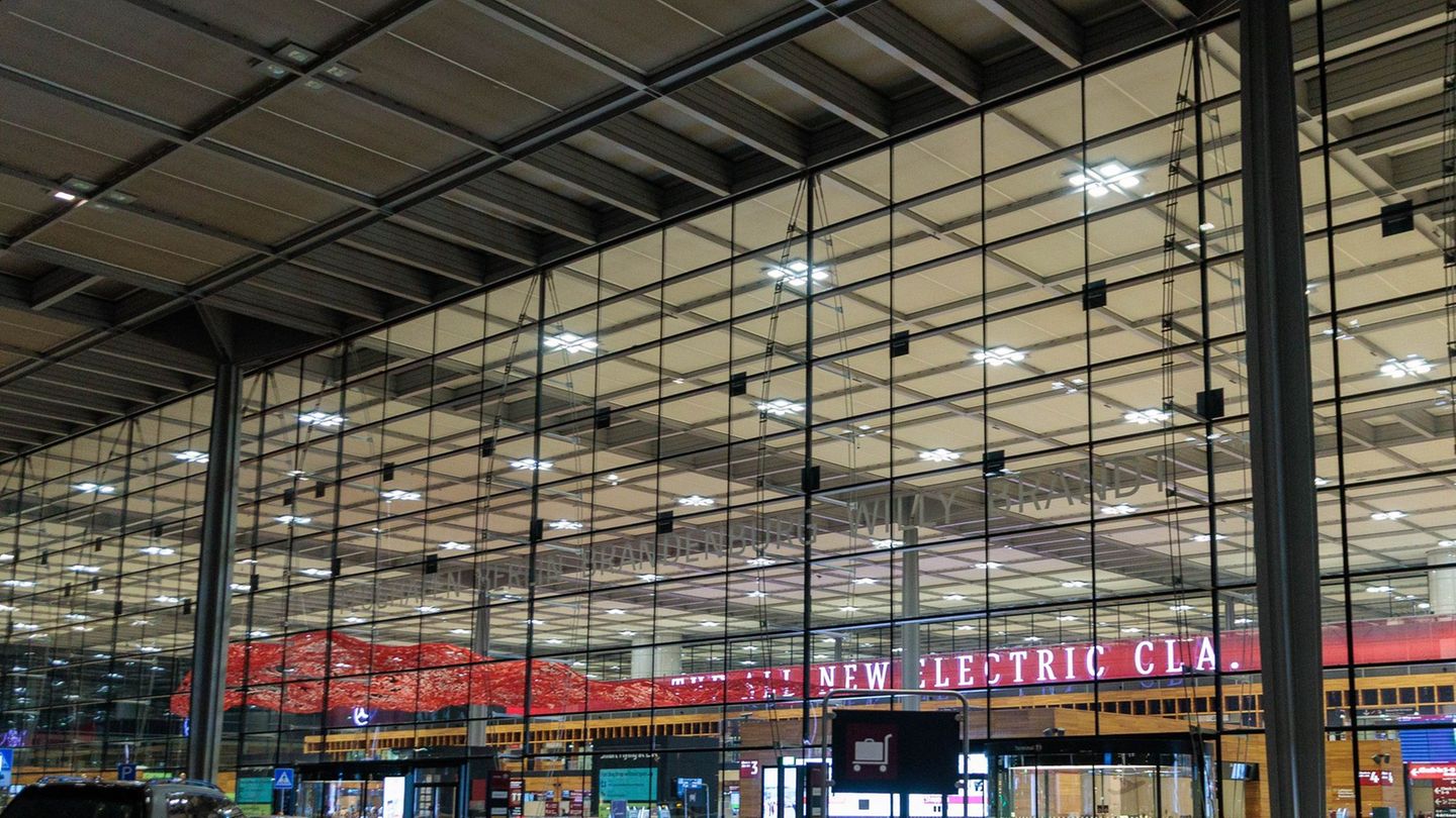 Störung Hauptstadtflughafen: Drohnen-Sichtung – Keine Beeinträchtigungen mehr am BER