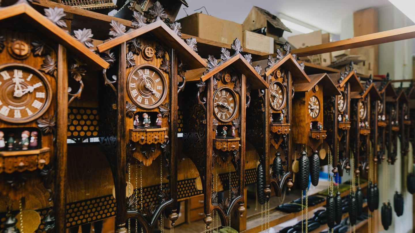 Traditionsprodukt: Schwarzwälder wollen Kuckucksuhr als Kulturerbe schützen