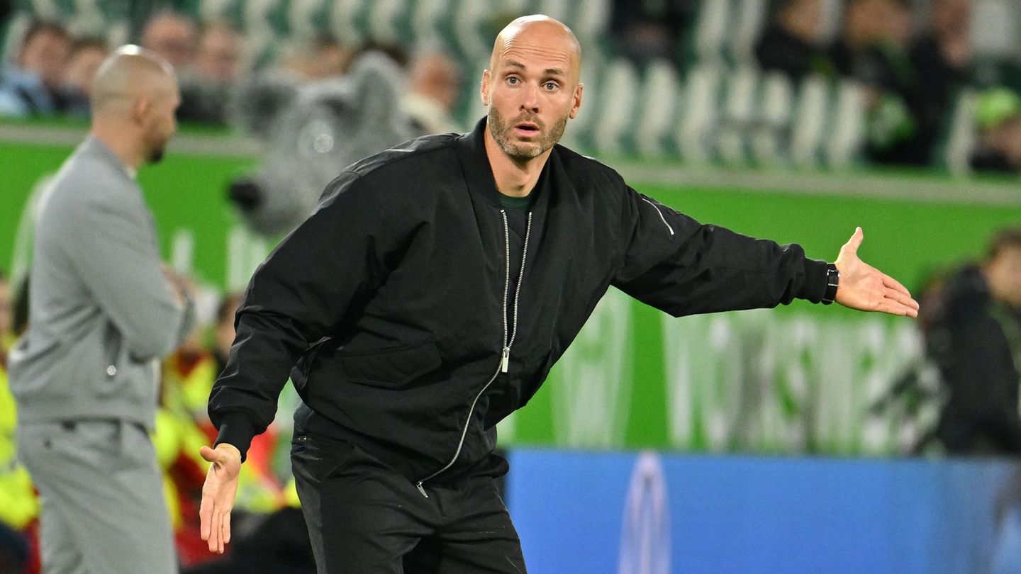 Fußball-Bundesliga: Nicht schon wieder ein Trainerwechsel: VfL kämpft um Simonis