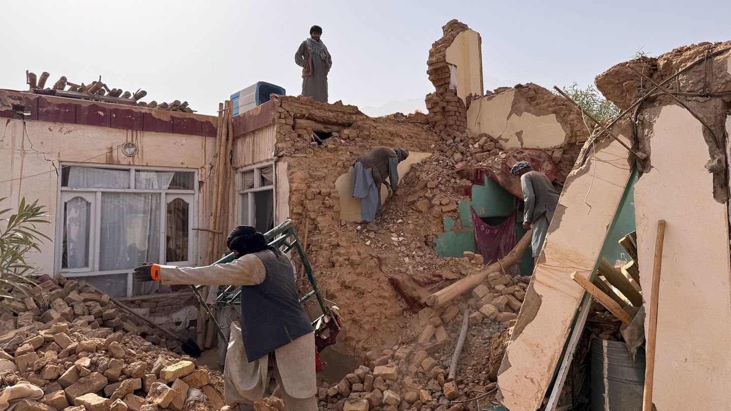 Katastrophe: Erdbeben erschüttert Afghanistan – Mehr als 20 Tote