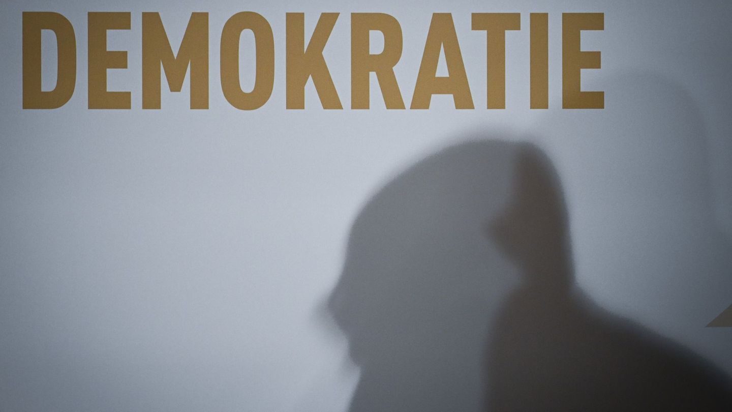 Gesellschaft: Mehr Schutz für Demokratie – Grüne legen Gesetzentwurf vor