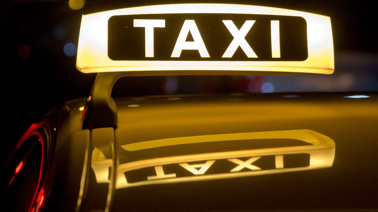 Suchaktion: Nach großer Suche: Taxifahrerin bringt Vermissten zurück