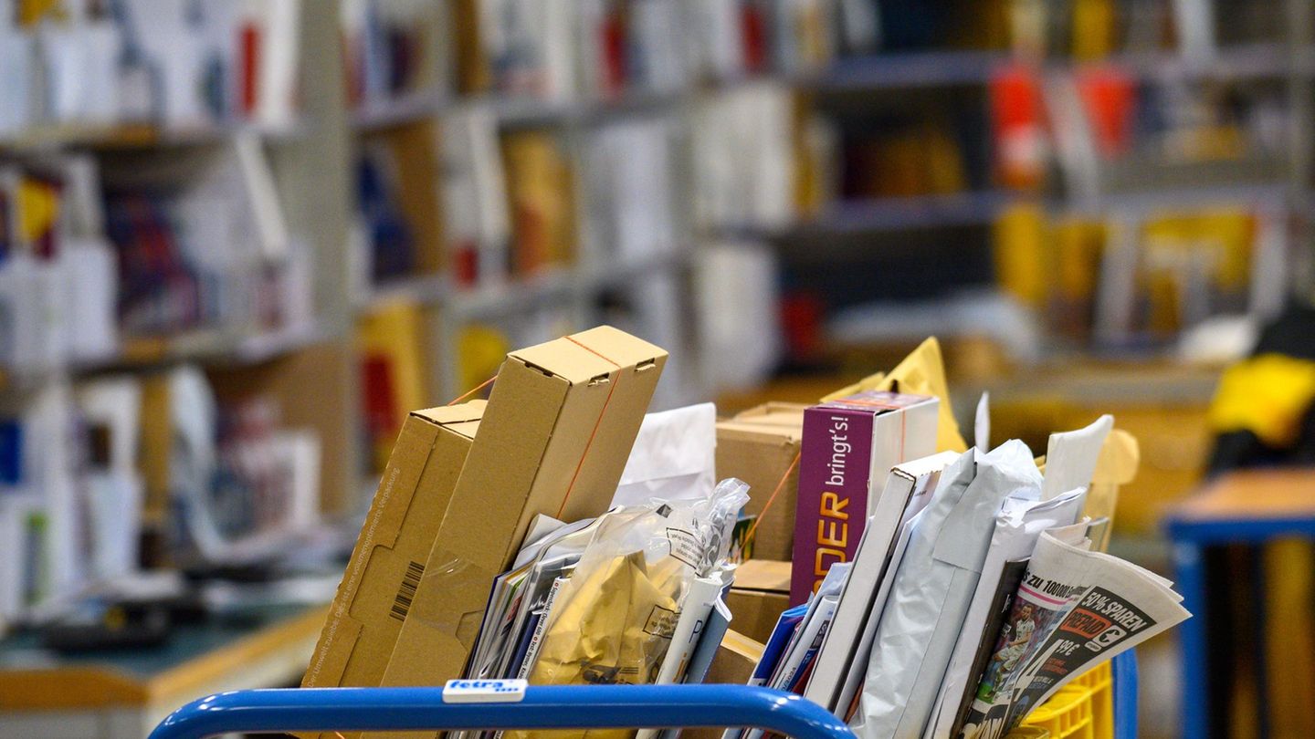 Positive Deutschlandzahlen: Höheres Briefporto lässt bei der Post die Kassen klingeln